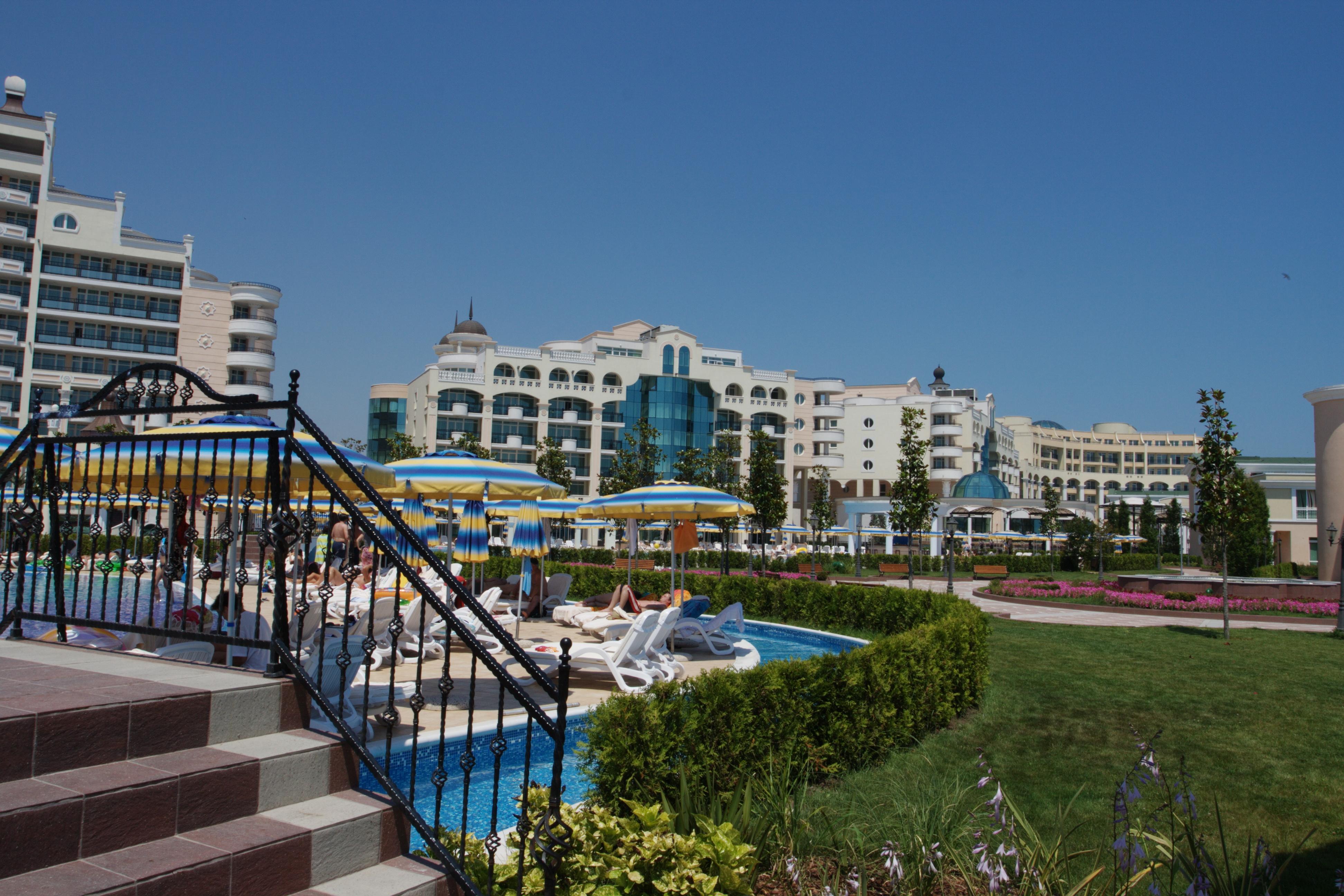 Sunset Resort بوموري المظهر الخارجي الصورة